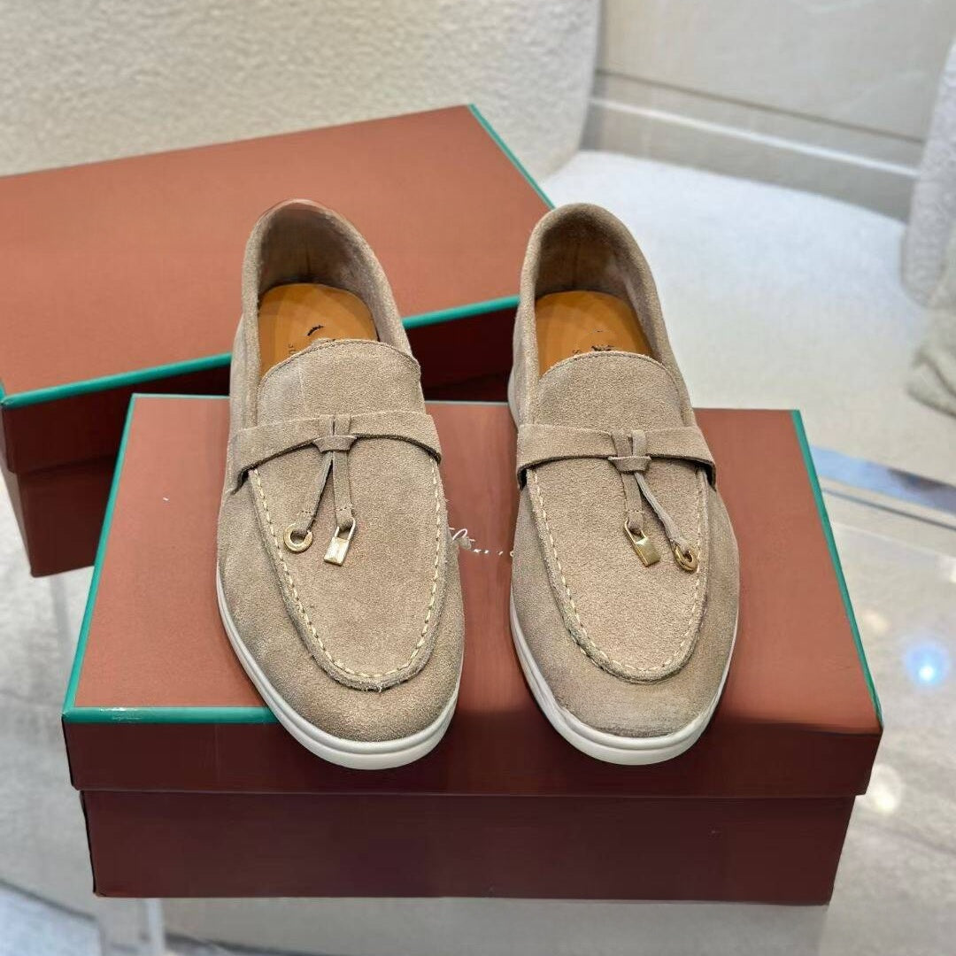 Metal buckle tassel soft-soled loafers